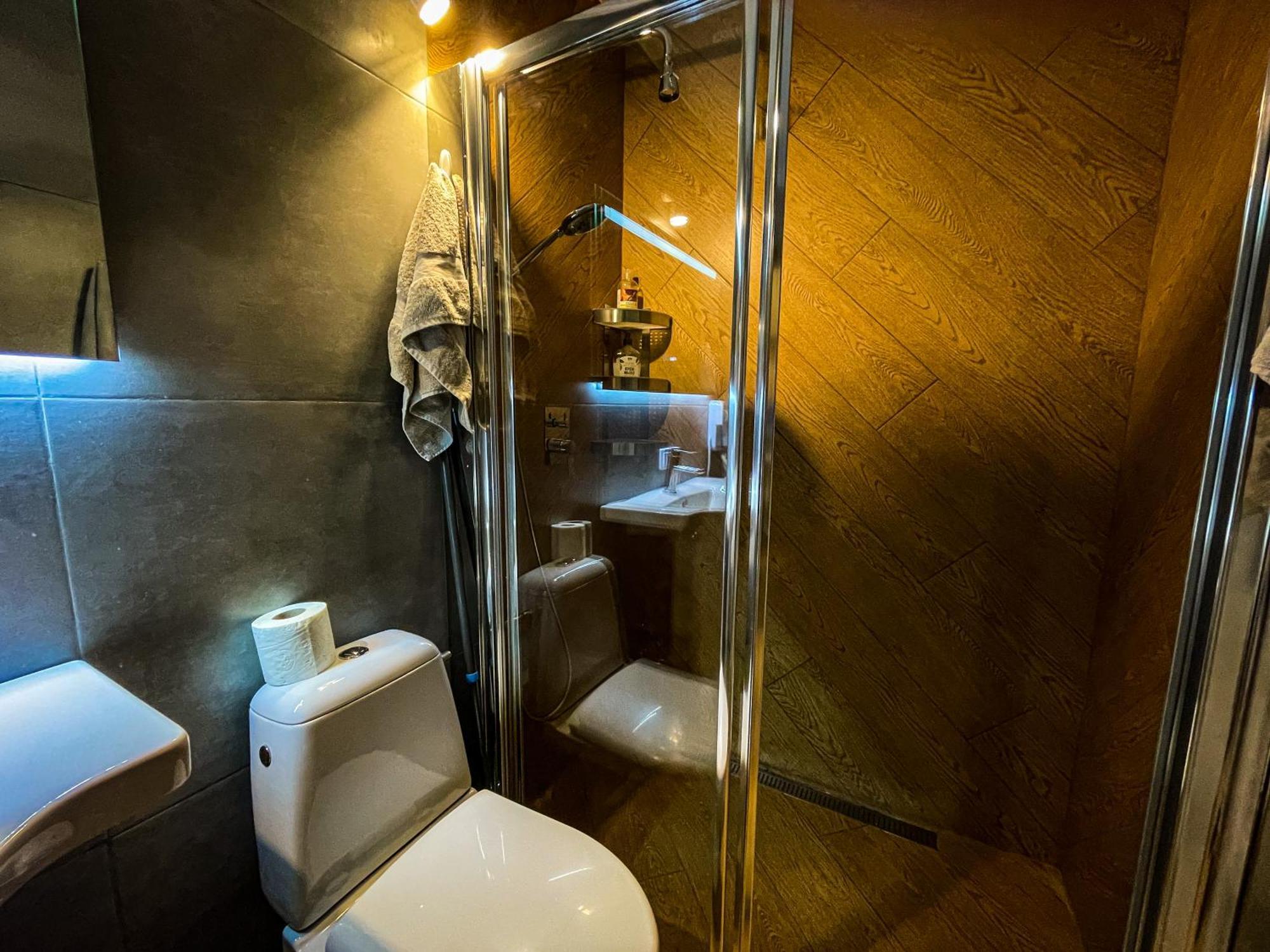 Апартаменты В Центре Возле Набережной Kremenchuk Room photo