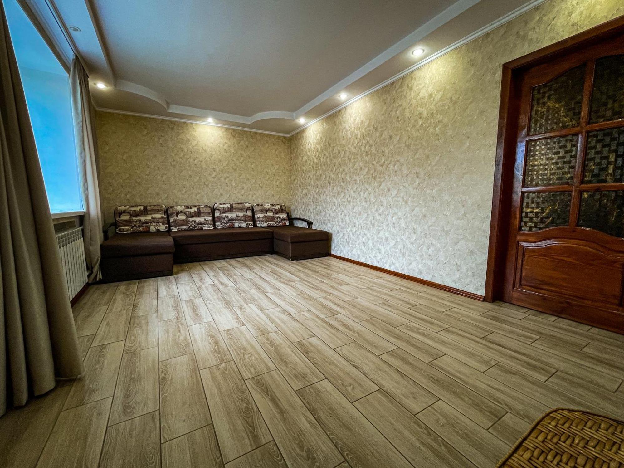 Апартаменты В Центре Возле Набережной Kremenchuk Exterior photo